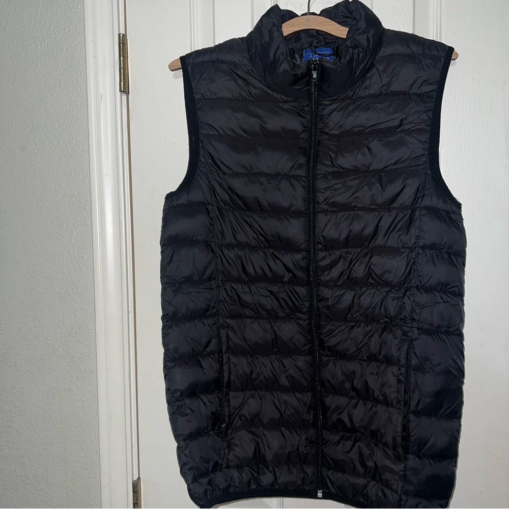 Simply Styled Men's Quilted Black Vest